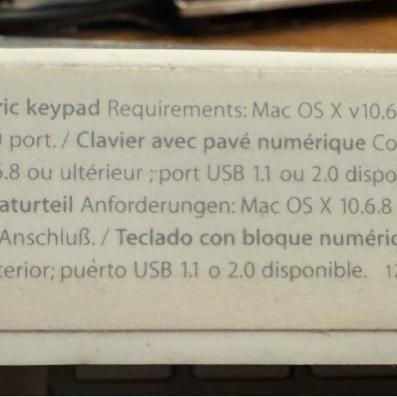Apple Keyboard with numeric keypad - Picture 8 of 8